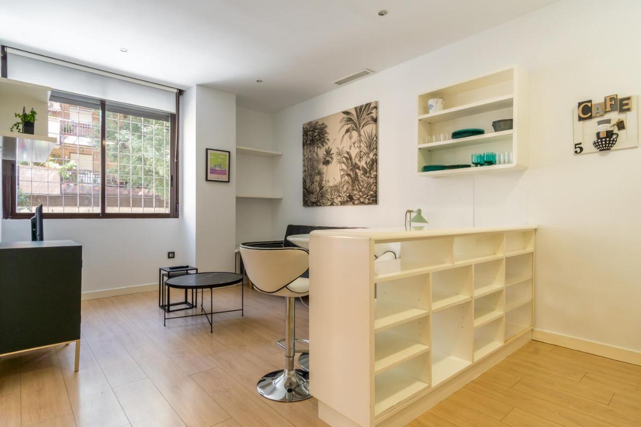 Bright Modern -1Bedroom 1Bath -Cuatro Caminos Мадрид Экстерьер фото