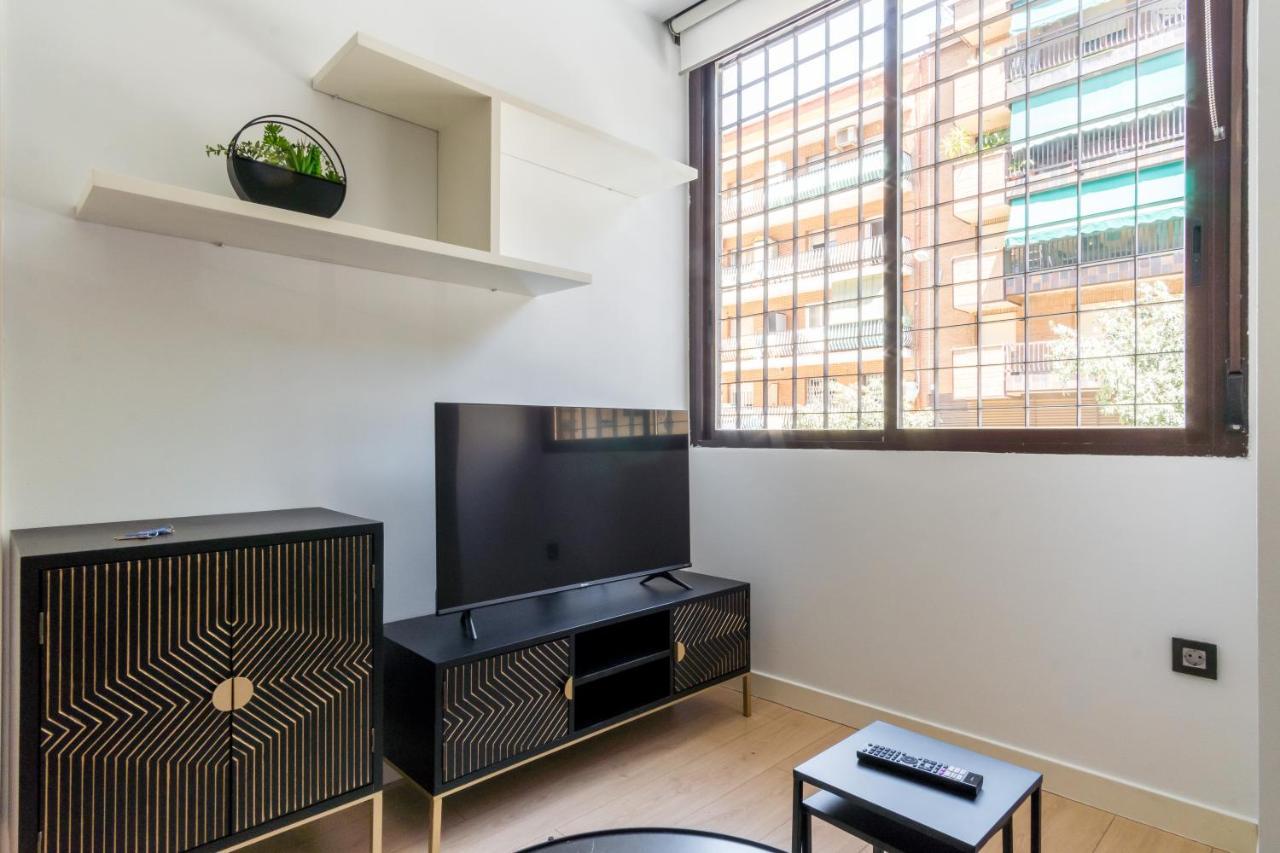 Bright Modern -1Bedroom 1Bath -Cuatro Caminos Мадрид Экстерьер фото
